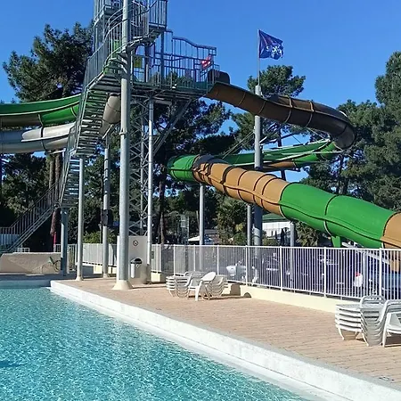 Mobil La Palmyre Kamp alanı *